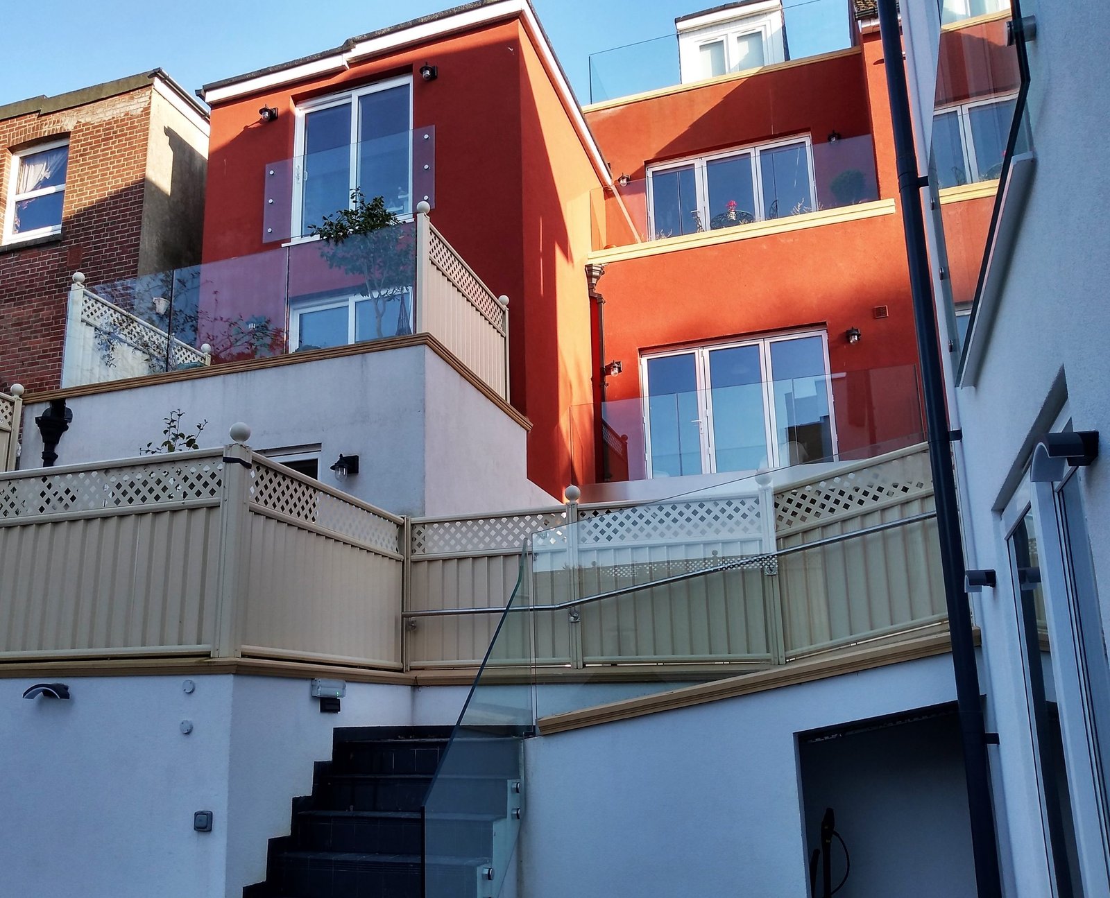 Bespoke Glass Specialists In London & Sussex.