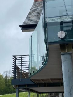 Maximise light and floor area with a side-fixed glass balustrade. This minimalist solution keeps your space feeling open while providing secure protection at height. Ideal for balconies, terraces, and internal landings where clean lines and uninterrupted views matter. Designed to suit your project exactly. #GlassBalustrade #ArchitecturalGlazing #FramelessDesign #BalconyDesign #ModernArchitecture