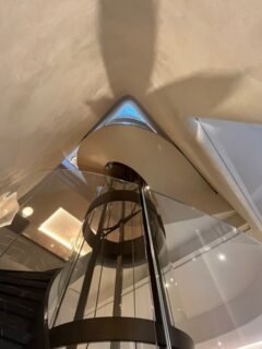 Thinking about an internal curved glass balustrade?The design may appear simple, but the geometry, fixing strategy, laminated glass specification and substrate accuracy all need to be resolved early.Curved architectural glass cannot be adjusted once manufactured. Early coordination helps protect the programme, the tolerances and the quality of the finished installation.We apply specialist-level detail to projects where glass quality and coordination matter.#CurvedGlass #CurvedBalustrade #GlassBalustrade #ArchitecturalGlazing #FramelessGlass StaircaseDesign InteriorDesign StructuralGlass BespokeGlazing LondonArchitecture